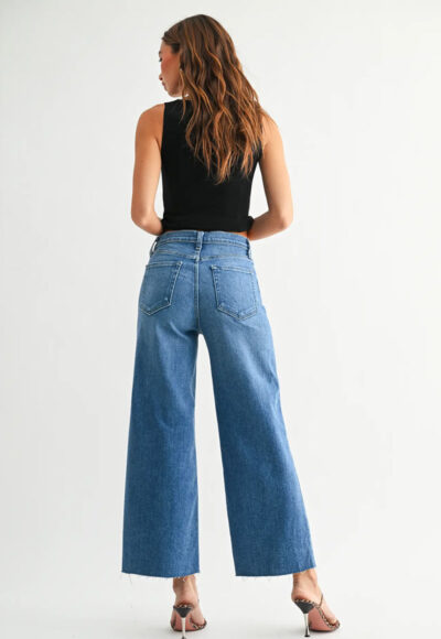 Medium Wash Jeans - Image 3